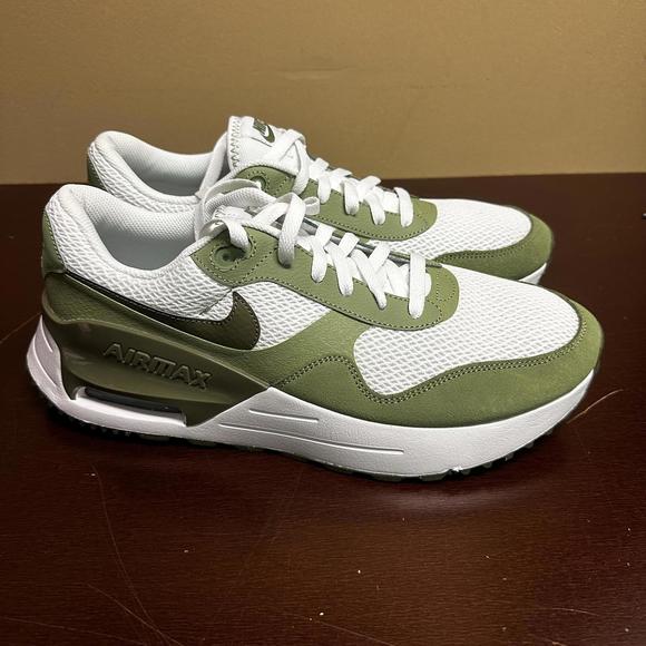 Nike Air Max SYSTM Men's Casual Shoes White/Olive Oil Green FD0782-100 Size 11.5 - Picture 1 of 6